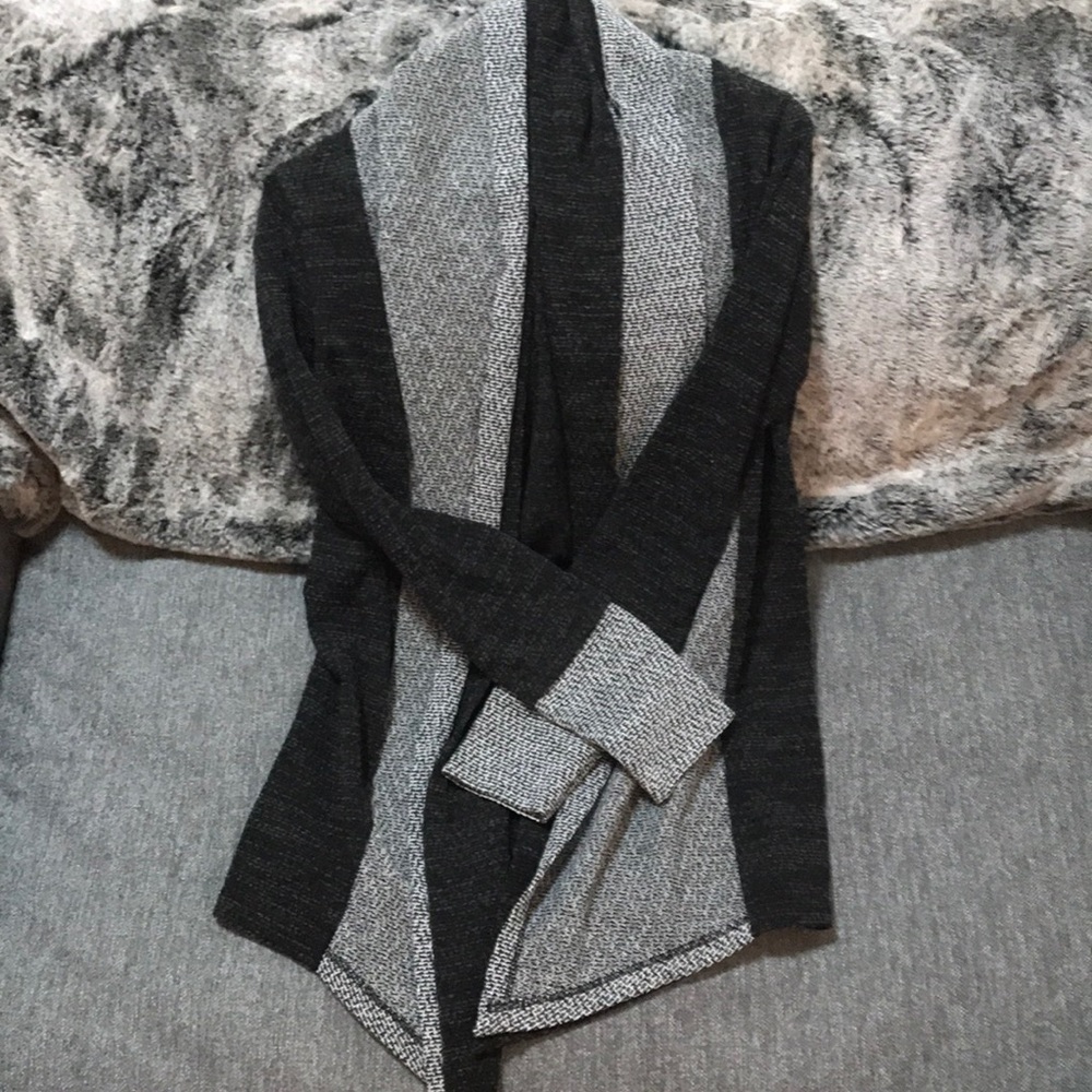 Long Sleeved Top - Unisex - Outwear/Layered